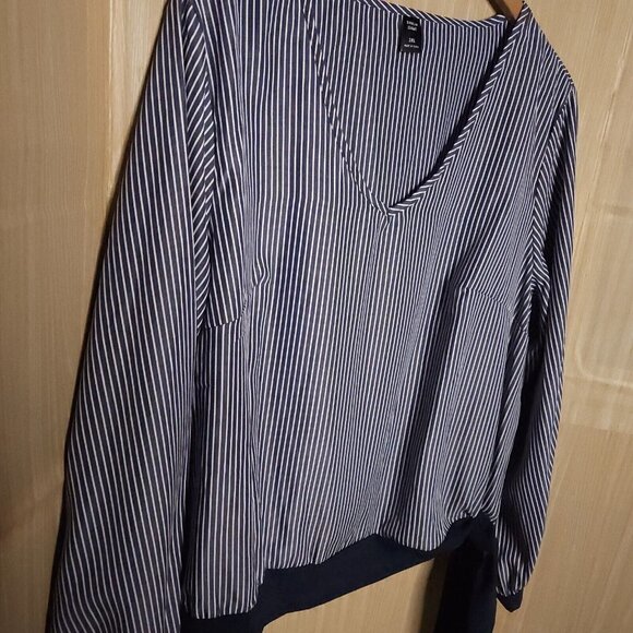 Shein Curve Womens Blue White Stripe Silky Blouse 3XL - Picture 3 of 6